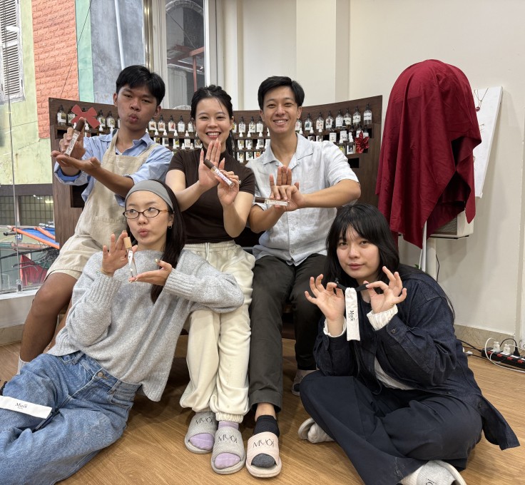 The 01 Digital team at a perfume-making workshop